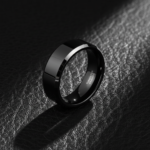 8mm Black Tungsten Carbide Ring for Men - Polished Silver Beveled Edge Wedding Band - Scratch Resistant Classic Engagement Jewelry - 图片 2
