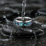 Tungsten Carbide Abalone Shell Inlay Wedding Band - 8mm Hand Polished Beveled Edge Ring for Men - 图片 4